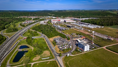 Luftbild des Gewerbegebietes Almosenberg in Wertheim-Bettingen
