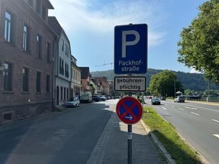 Aufnahme der von den Baumaßnahmen betroffenen Packhifstraße bzw. des Parkplatzes in der Oackhofstraße